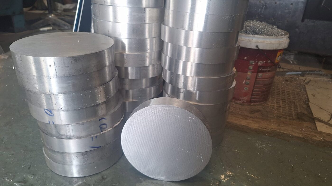 Nhôm Tròn Đặc Gía Rẻ A6061 Từ Phi 8-300mm Nhôm Phi Tròn Đặc 120mm 130mm
